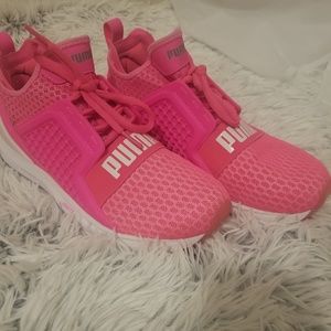 Women's Puma Ignite limitless cross-trainer shoe